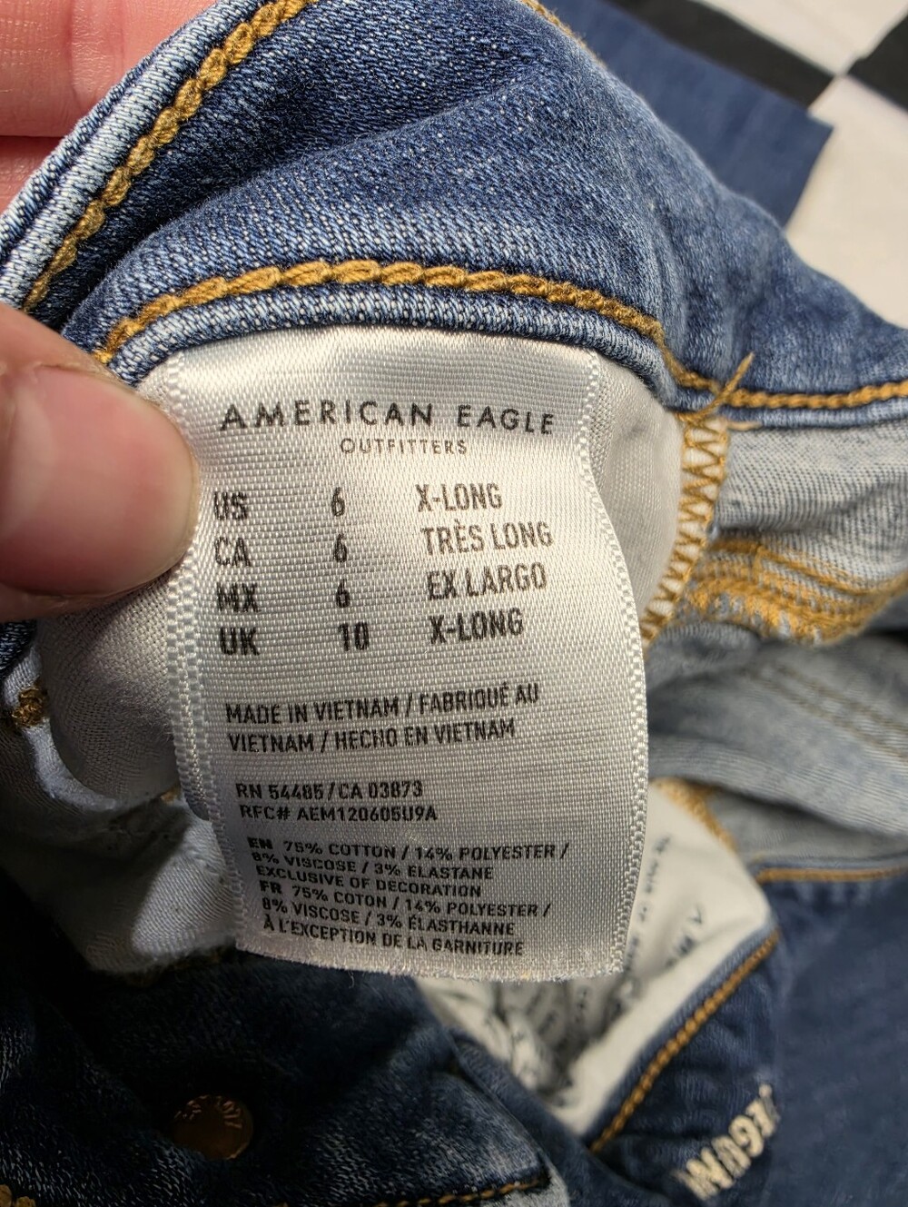American Eagle Outfitters Dark Blue Jeans - Picture 7 of 7
